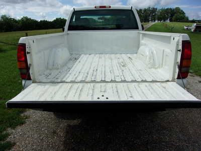 2001 Chevrolet 1500 Reg Cab, $13900. Photo 9