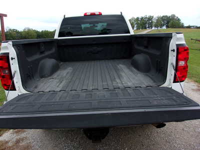 2016 Chevrolet 2500 Crew Cab, $23900. Photo 9