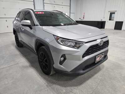 2019 Toyota RAV4, $24900. Photo 4