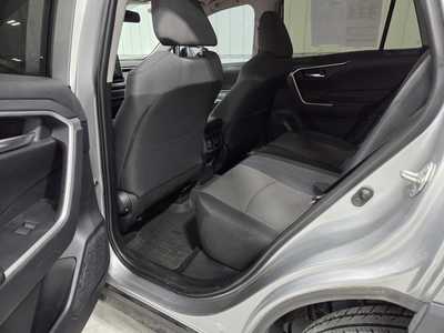 2019 Toyota RAV4, $24900. Photo 10