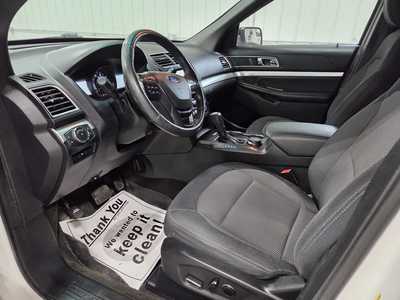 2016 Ford Explorer, $14500. Photo 8