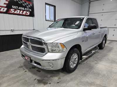2014 RAM 1500 Ext Cab, $23500. Photo 2