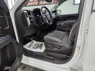 2018 Chevrolet 1500 Ext Cab, $24900. Photo 10