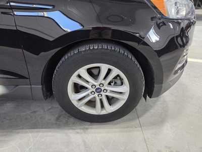 2020 Ford Edge, $23500. Photo 5