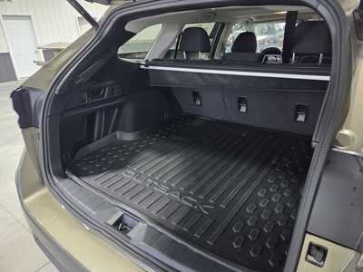 2022 Subaru Outback, $25900. Photo 10