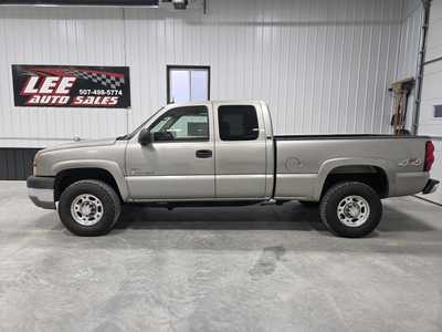 2003 Chevrolet 2500 Ext Cab, $22500. Photo 1