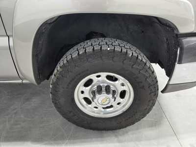 2003 Chevrolet 2500 Ext Cab, $22500. Photo 5