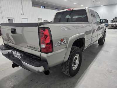 2003 Chevrolet 2500 Ext Cab, $22500. Photo 6