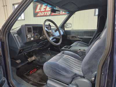 1994 Chevrolet 2500 Ext Cab, $16900. Photo 9