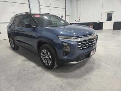 2025 Chevrolet Equinox, $29900. Photo 4