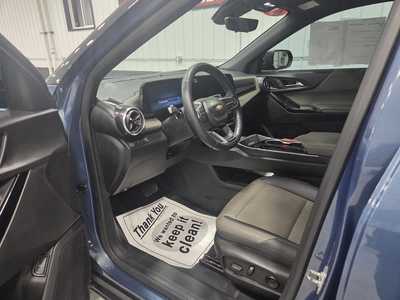 2025 Chevrolet Equinox, $29900. Photo 9