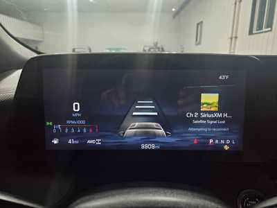 2025 Chevrolet Equinox, $29900. Photo 12