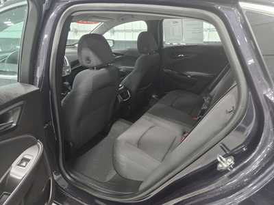 2023 Chevrolet Malibu, $18900. Photo 10