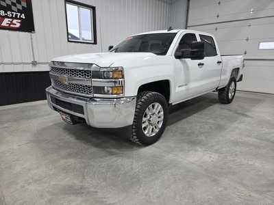 2019 Chevrolet 2500 Crew Cab, $24900. Photo 2