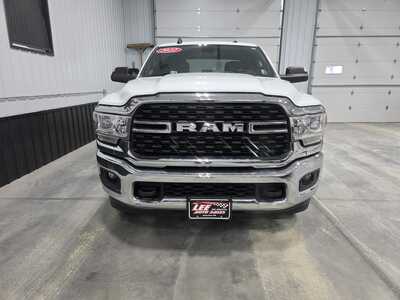 2022 RAM 2500 Crew Cab, $35900. Photo 3