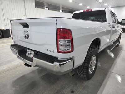 2022 RAM 2500 Crew Cab, $35900. Photo 6