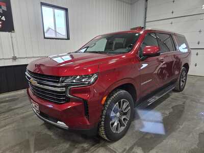 2022 Chevrolet Suburban, $44900. Photo 2