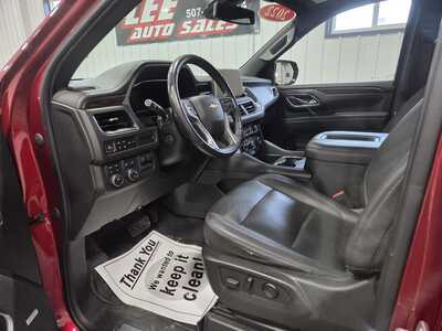2022 Chevrolet Suburban, $44900. Photo 12