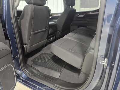 2022 Chevrolet 1500 Crew Cab, $37900. Photo 12