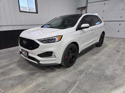2019 Ford Edge, $24900. Photo 2