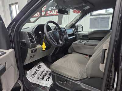 2017 Ford F150 Ext Cab, $14900. Photo 9