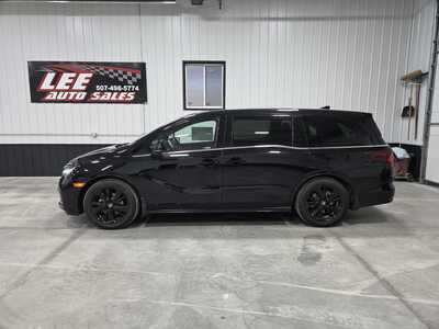 2023 Honda Odyssey, $38900. Photo 1