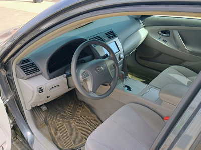 2011 Toyota Camry, $9800. Photo 3