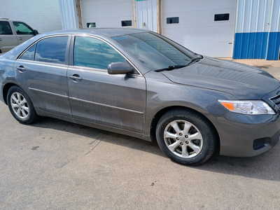 2011 Toyota Camry, $9800. Photo 7