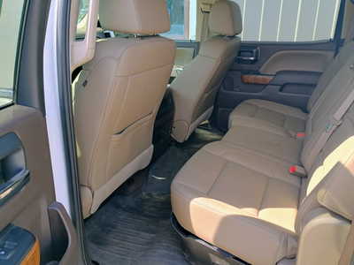 2016 GMC 1500 Crew Cab, $18000. Photo 9