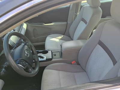 2014 Toyota Camry, $11000. Photo 6