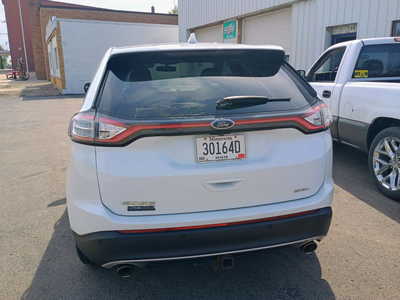 2015 Ford Edge, $10800. Photo 4