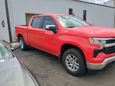 2022 Chevrolet 1500 Crew Cab, $36000. Photo 3