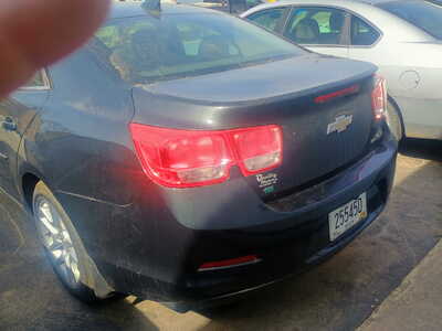 2015 Chevrolet Malibu, $8000. Photo 4