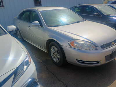 2015 Chevrolet Impala, $7800. Photo 2