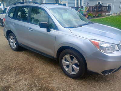 2015 Subaru Forester, $12000. Photo 3