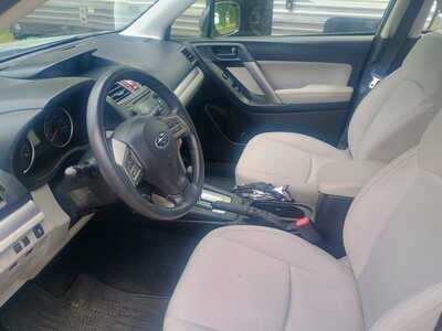 2015 Subaru Forester, $12000. Photo 6