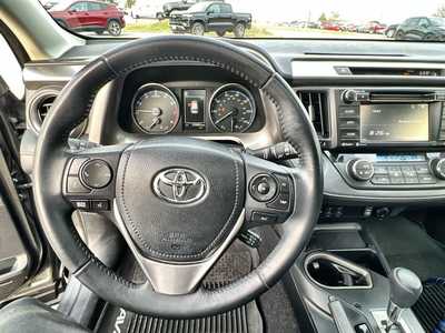 2018 Toyota RAV4, $19995. Photo 11