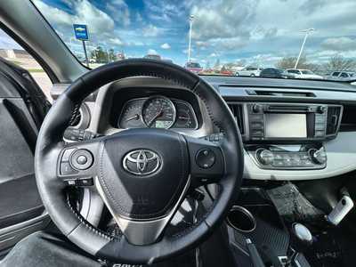 2015 Toyota RAV4, $17595. Photo 11
