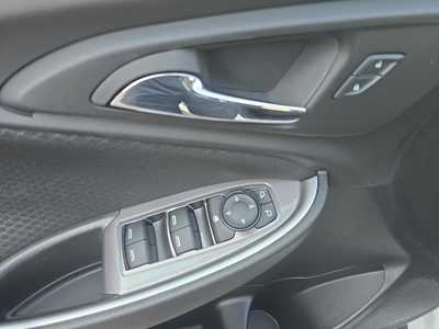 2025 Chevrolet Malibu, $26495. Photo 11