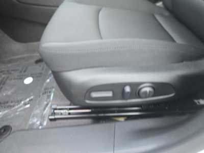 2025 Chevrolet Malibu, $26495. Photo 12