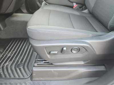 2025 Chevrolet 1500 Crew Cab, $42045. Photo 11