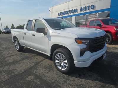 2025 Chevrolet 1500 Crew Cab, $42045. Photo 1