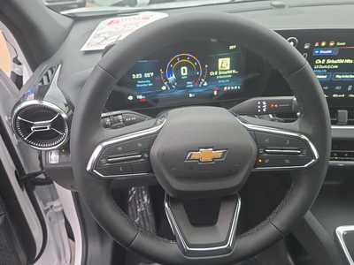 2025 Chevrolet Equinox, $29195. Photo 12
