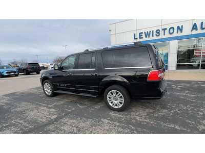 2013 Lincoln Navigator L, $6995. Photo 6