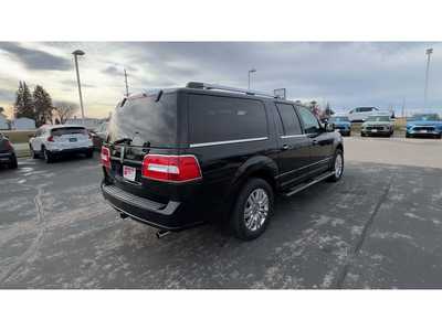 2013 Lincoln Navigator L, $6995. Photo 8
