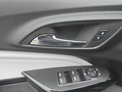 2025 Chevrolet Trax, $25360. Photo 10