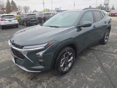 2025 Chevrolet Trax, $25360. Photo 7