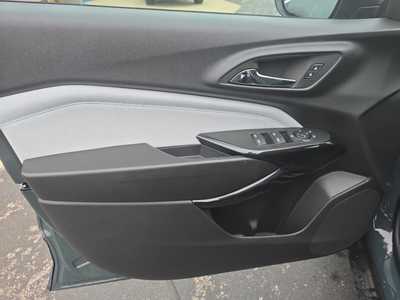 2025 Chevrolet Trax, $25360. Photo 9