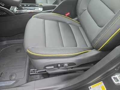2025 Chevrolet TrailBlazer, $31935. Photo 12