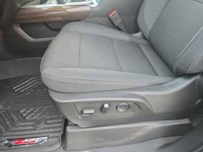 2025 Chevrolet 1500 Crew Cab, $56765. Photo 12